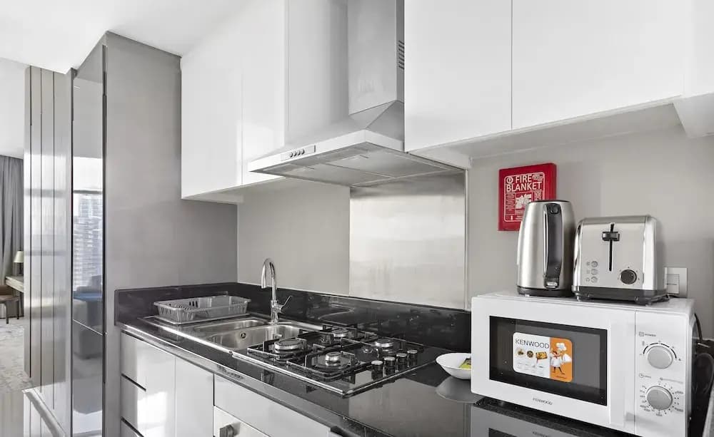 WelHome - Cozy Studio with Canal View in DAMAC Prive - photo 7