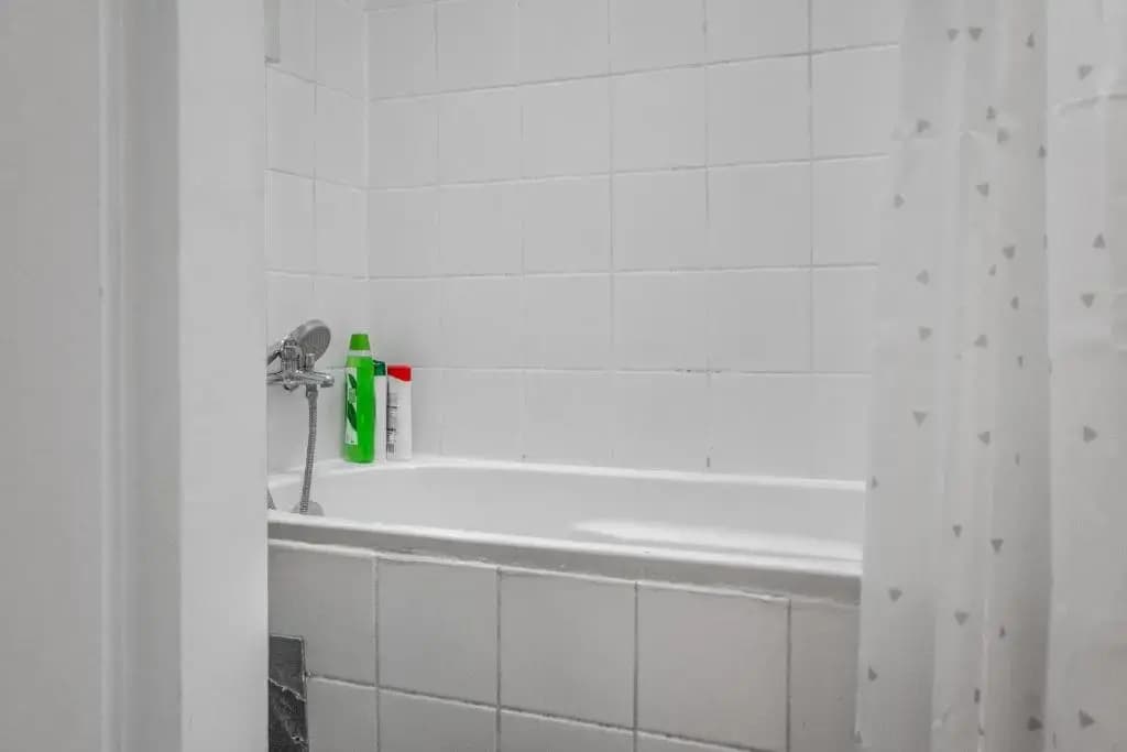 Elegant 2BR Apartment - near Bahnhof Wien Meidling - photo 7