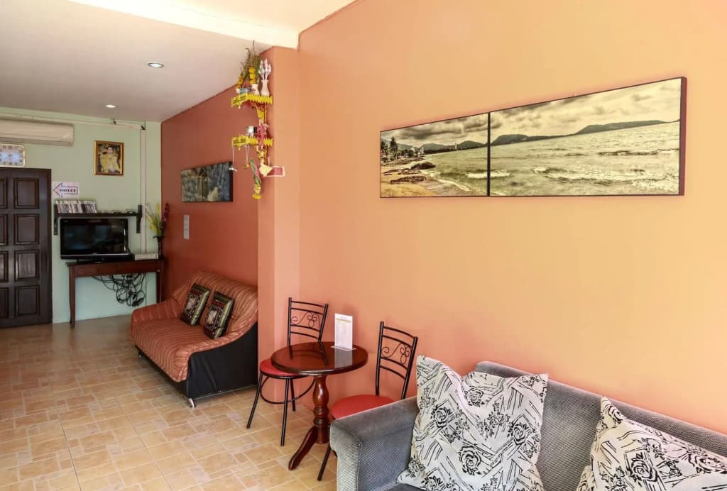 Absolute Guesthouse Phuket - photo 2