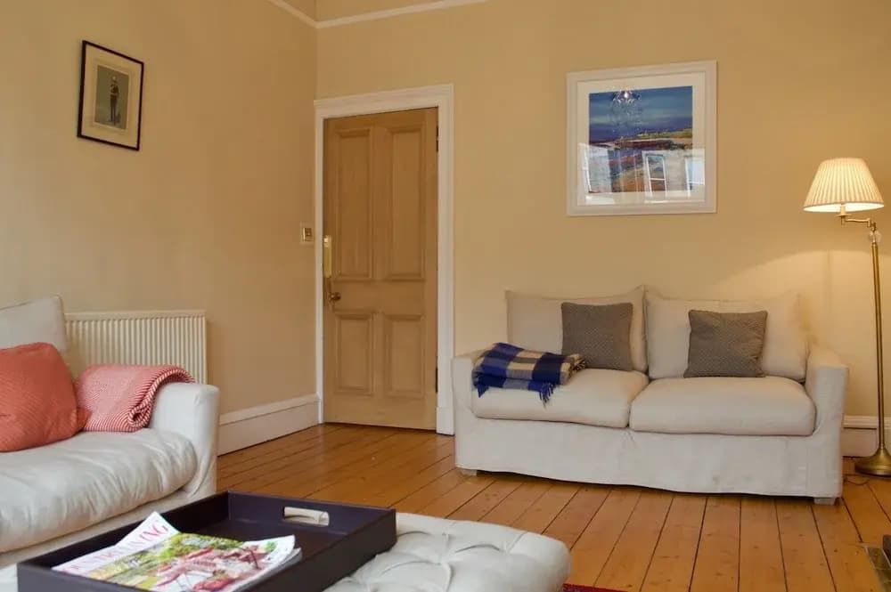 Spacious 1 Bedroom Stockbridge Flat - photo 4