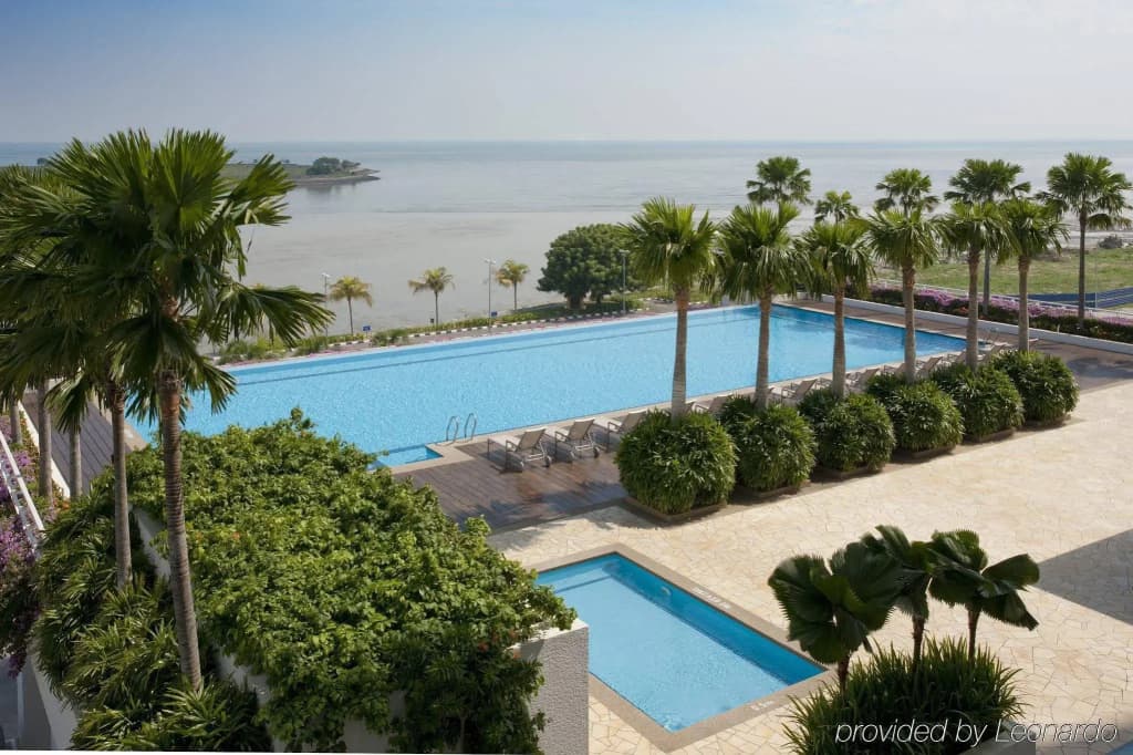 Holiday Inn Melaka by IHG - photo 16