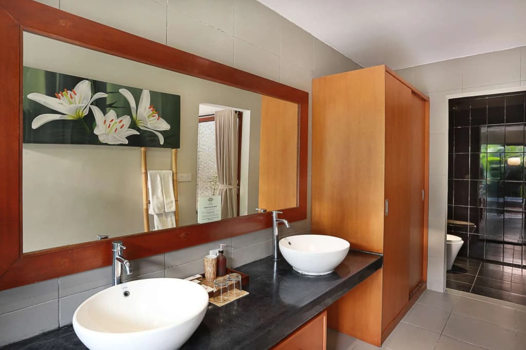 Seminyak Sanctuary Villa by Ini Vie Hospitality - photo 9