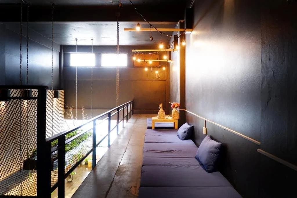 Hugger Hostel - photo 9