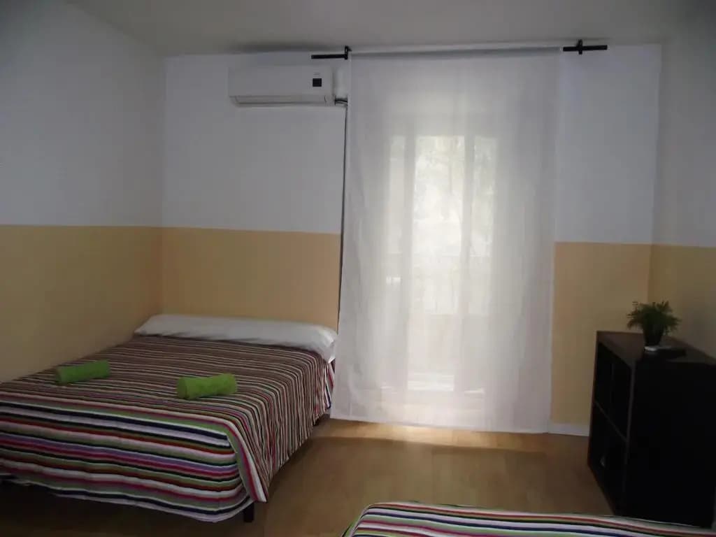 Village Chueca Apartments - photo 3