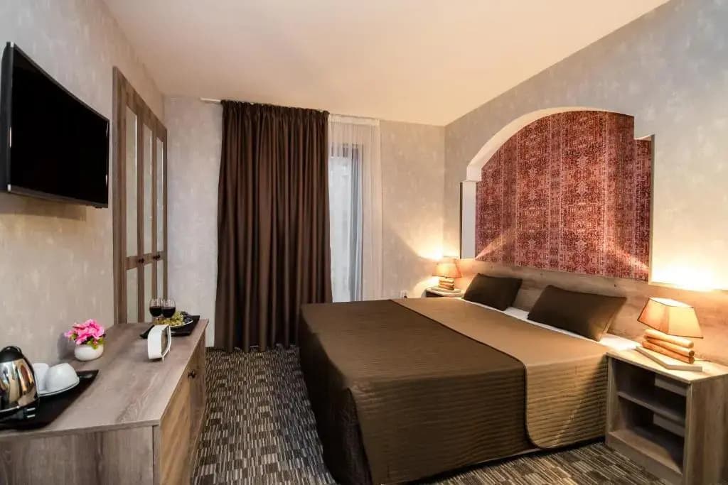 Old Side Boutique Hotel - photo 3