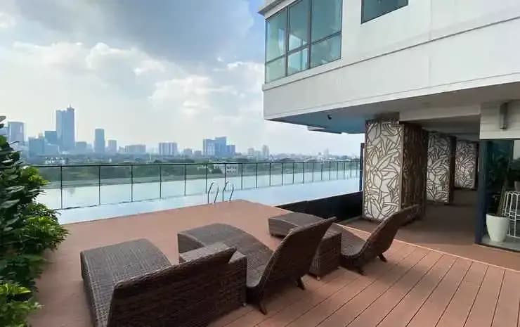 Spacious and Homey 2BR at Samara Suites Apartment By Travelio - photo 7