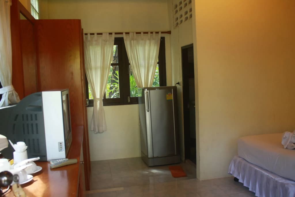 Samui Honey Backpacker Bungalow - photo 5