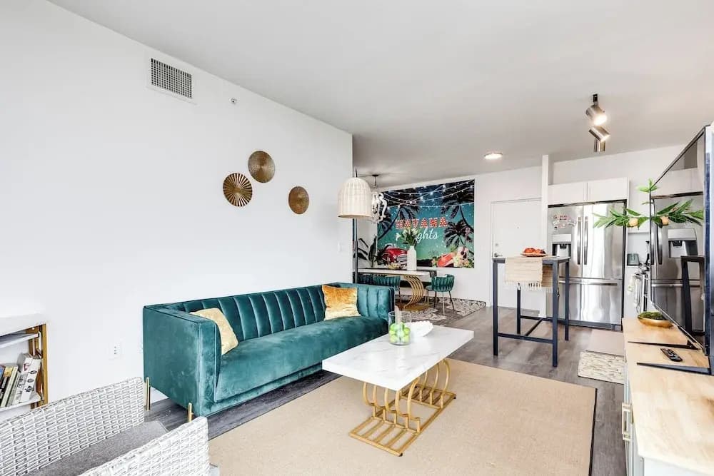 3Bedroom 2 Bath Condo - photo 4