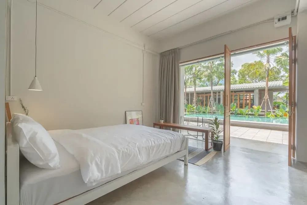SUNKISS pool.bed.cafe - photo 22