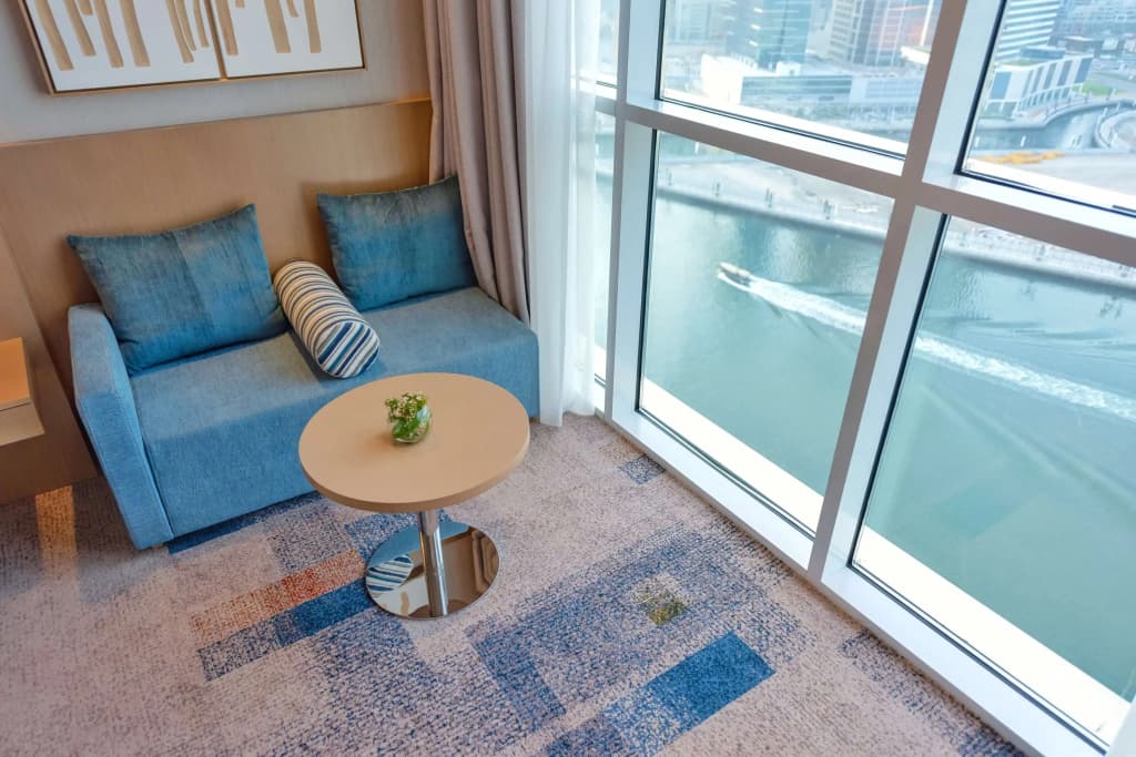 Canal Central Hotel - photo 6