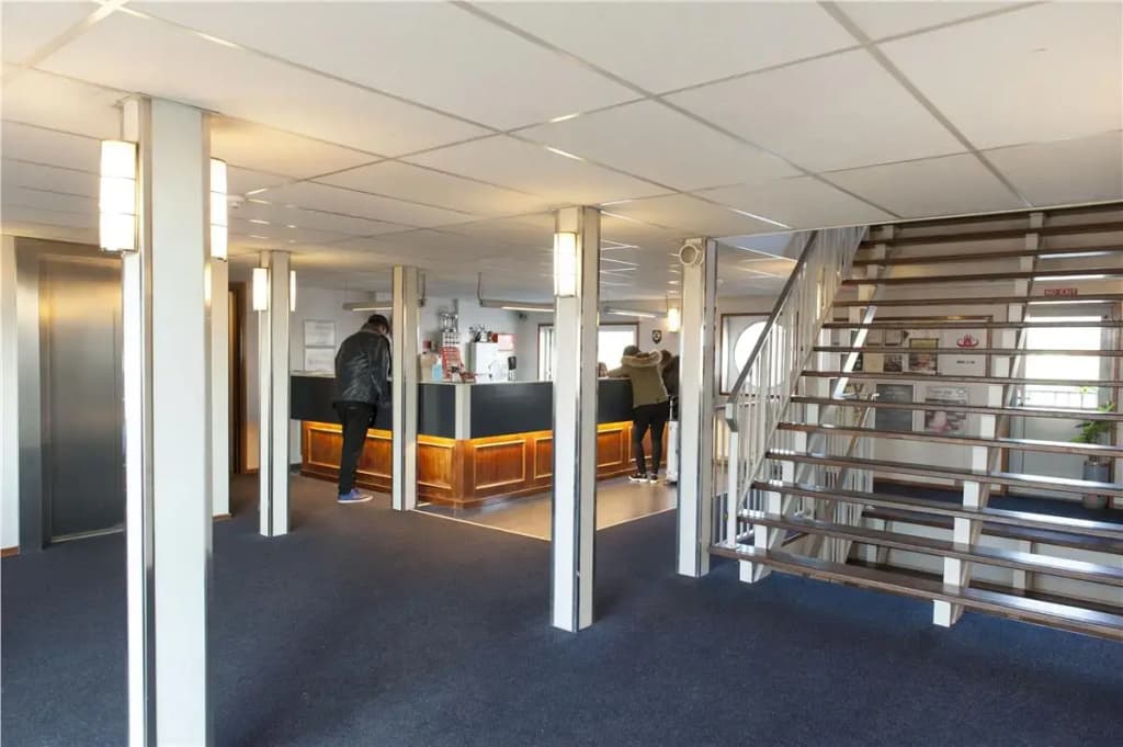 Botel - photo 33