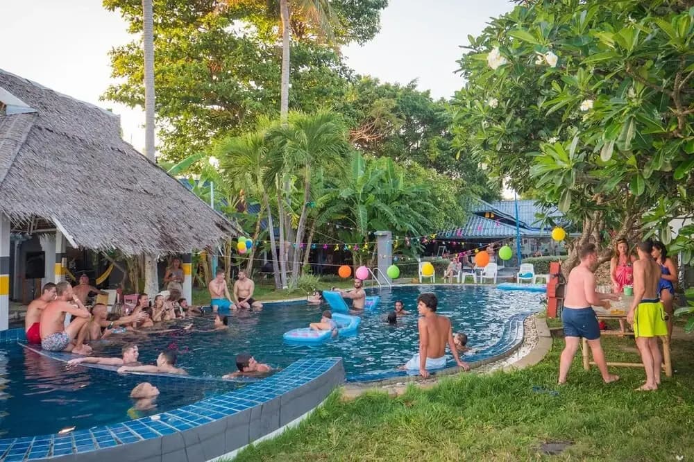 Asia Blue - Beach Hostel Hacienda - Bed in 6-bed Mixed Dormitory Room - photo 4