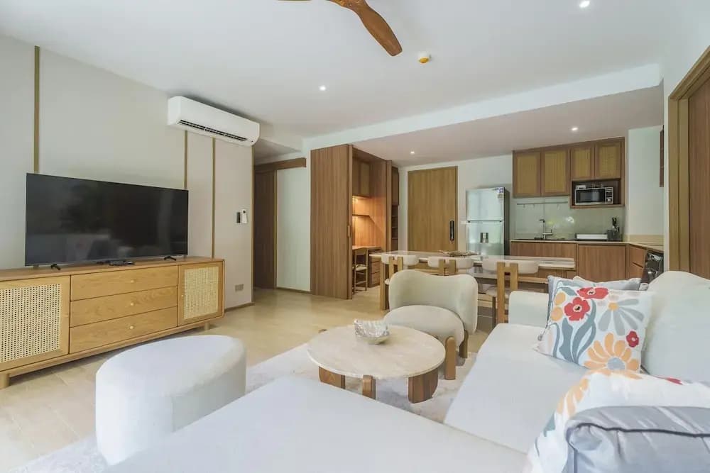 Laguna Beachfront 3BR Cozy Condo - photo 2