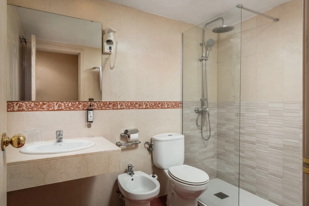 Sunotel Aston - photo 9