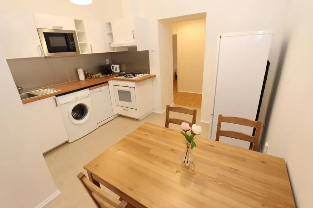 Zizka Home Apartments - photo 13
