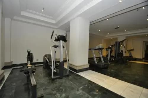 Surry Hills Fully Self Contained Modern 1 Bed Apartment (1012ELZ) - photo 12