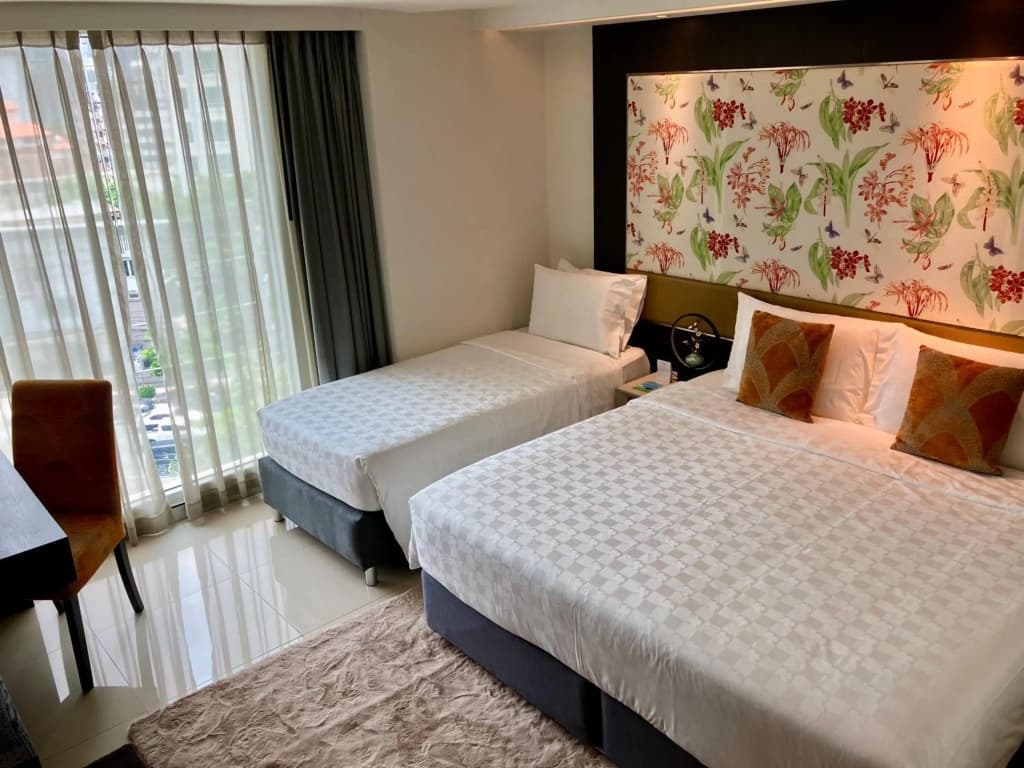Hotel Clover Asoke - photo 10