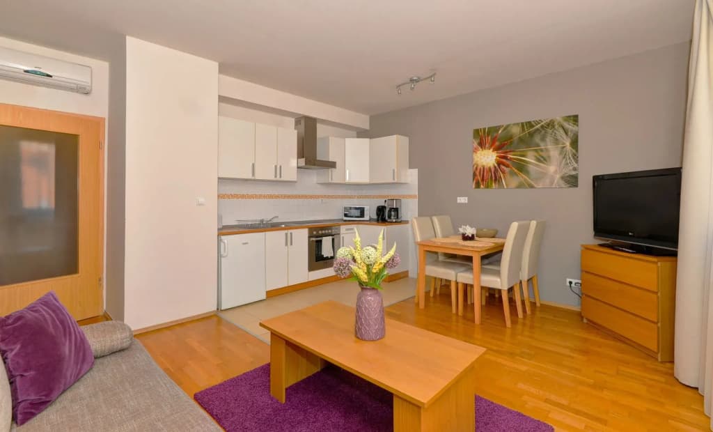 Central Passage Apartments by Vagabond - photo 22