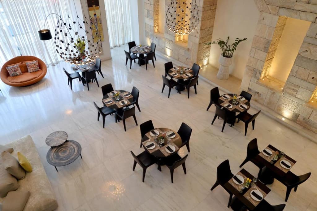 Athenaeum Grand Hotel - photo 34