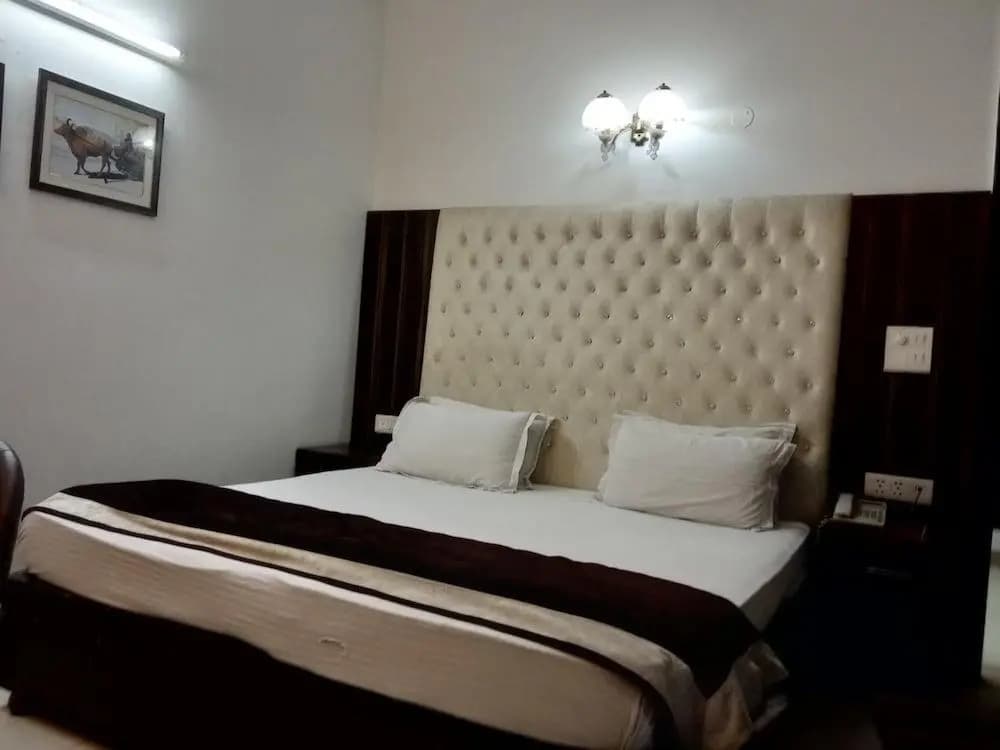 Hotel Solo Victoria - photo 2