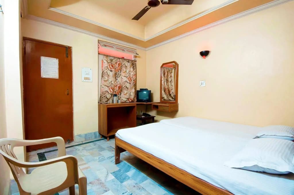 Mayur Assam Hotel - photo 4