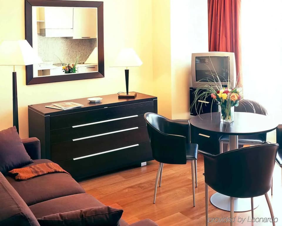 Adagio Access Paris Eiffel Aparthotel - photo 5