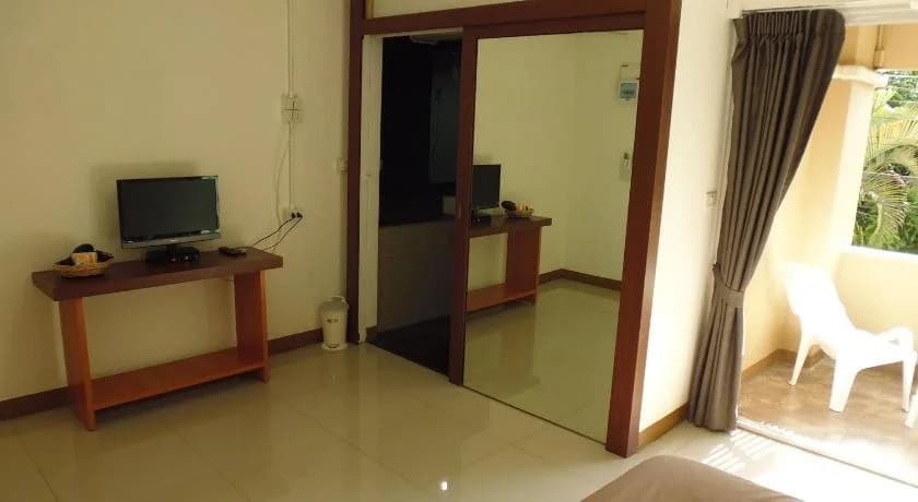 24 Guest House - photo 5