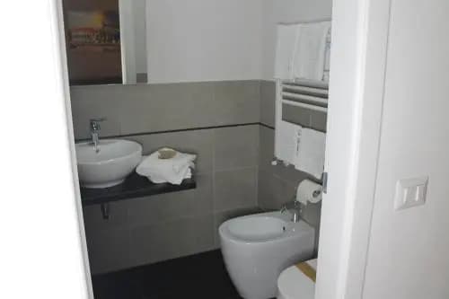 Roma suite Piramide - photo 15