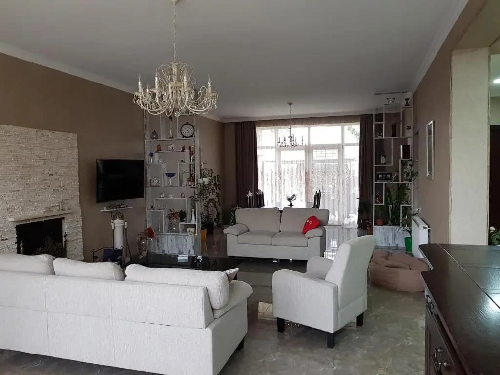 Private House In Digomi - main photo