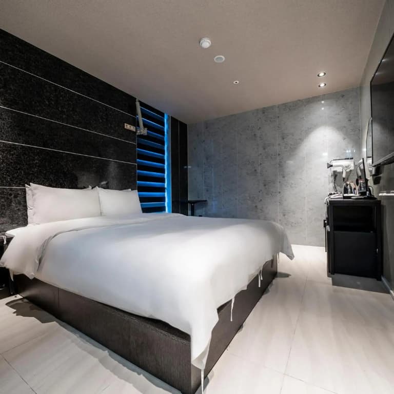 MG Hotel Jonggak - photo 23
