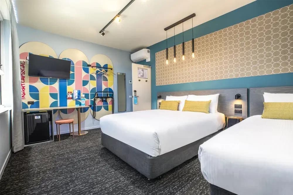 Royal Hotel by Nightcap Social - photo 35