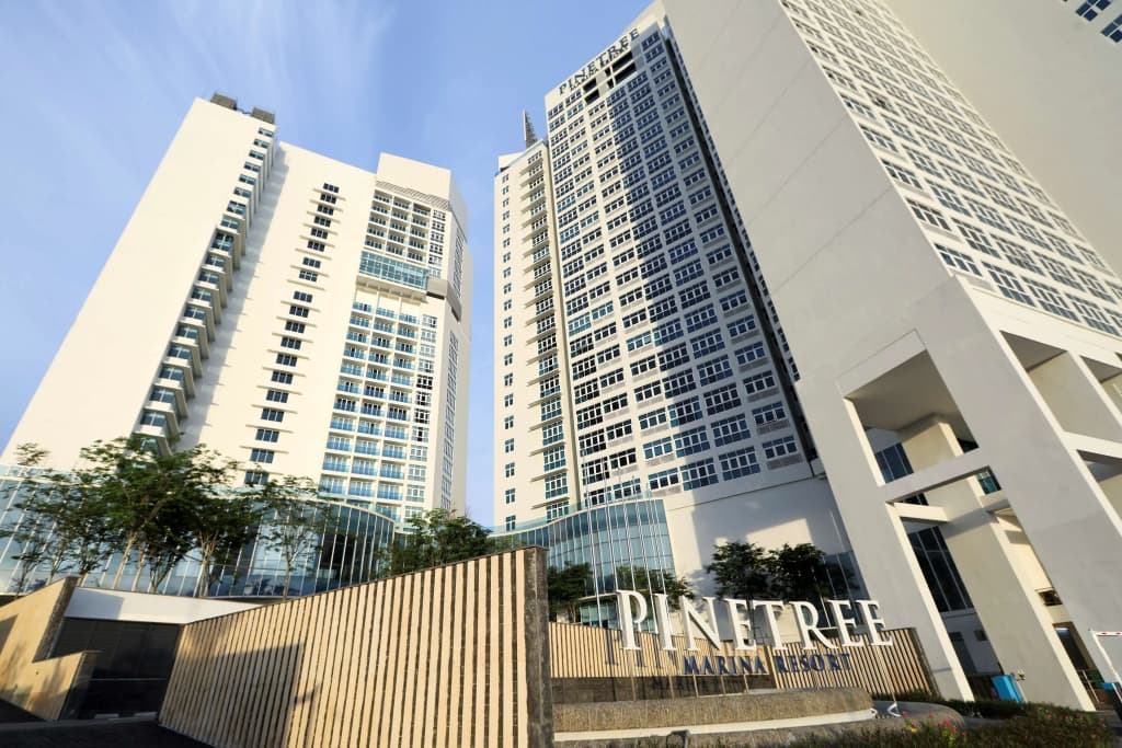 Pinetree Marina Resort - main photo