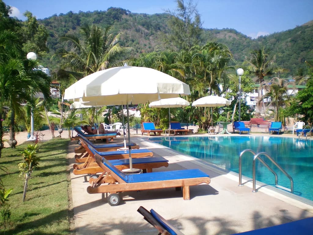 Patong Palace Hotel - photo 12