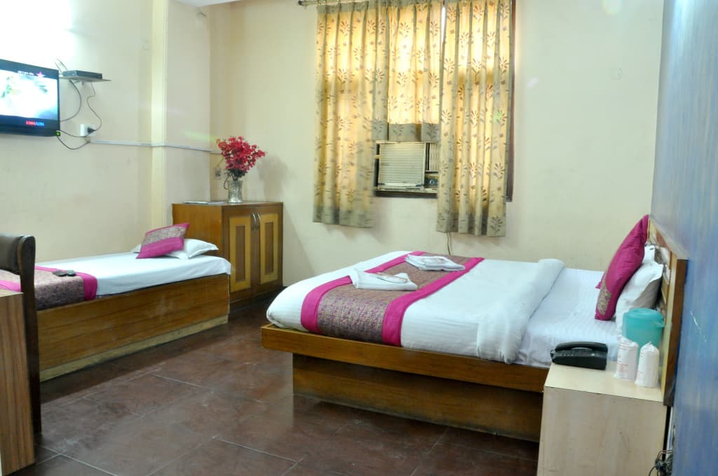 Hotel Jindal International - photo 2