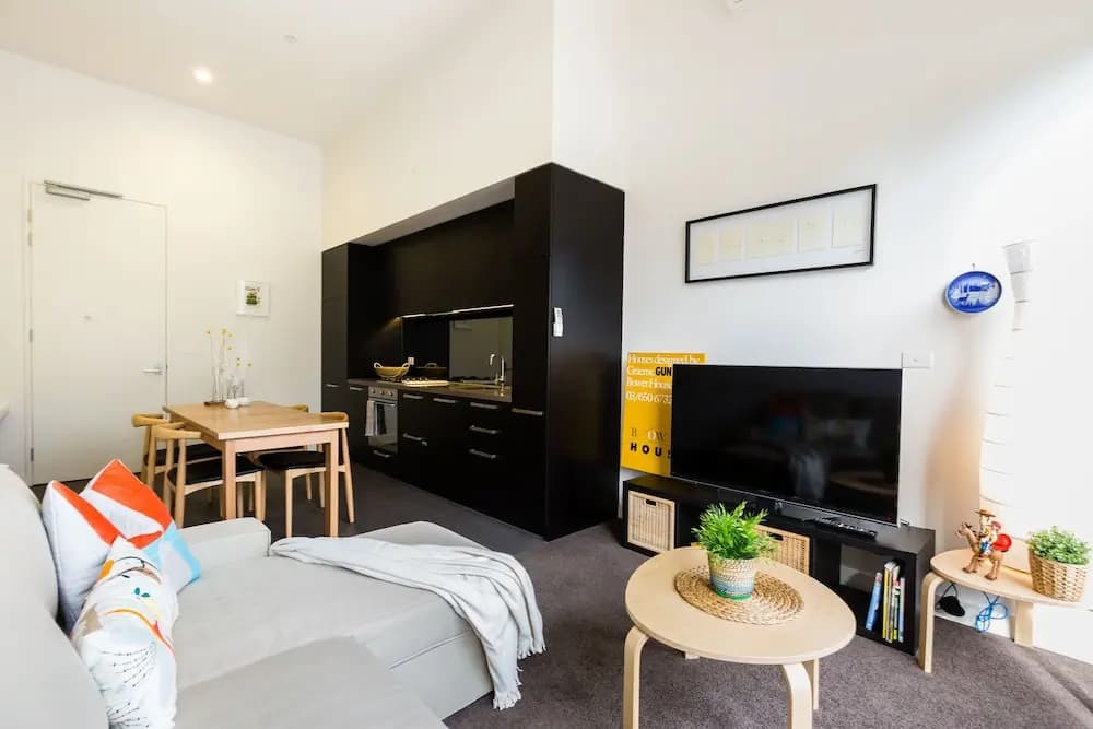 GEORGE, 1BDR North Melbourne Apartment - photo 3
