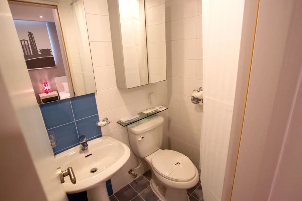 Three Seven Hotel - photo 8