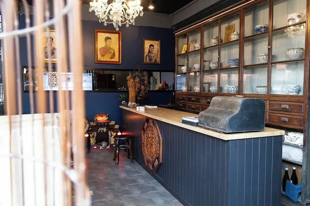 Orange Lodge - photo 2
