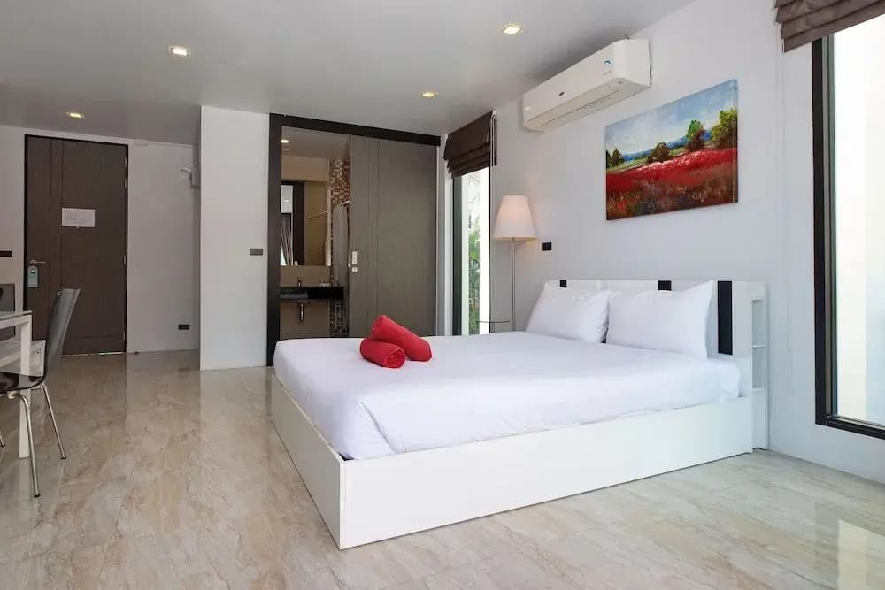 Lovely Pool Villa UTK B2 near Kata Beach - photo 1