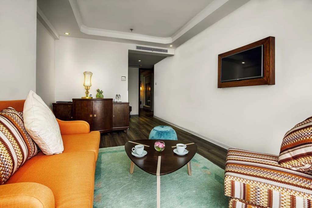 Adaline Hotel & Suite - photo 18