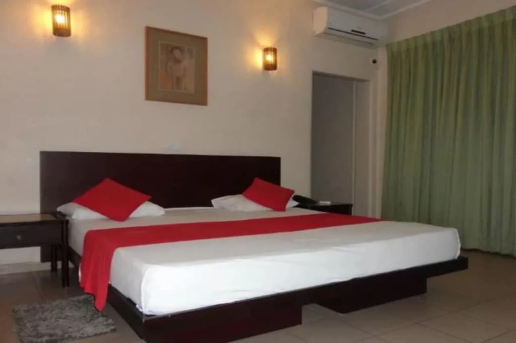 Shalimar Hotel - photo 3