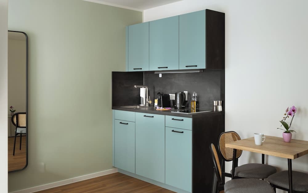 Limehome Vienna Vivenotgasse - photo 22