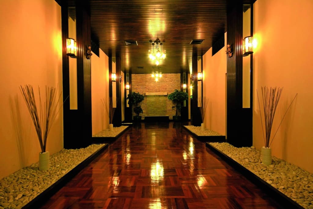 Indra Regent Hotel - photo 12