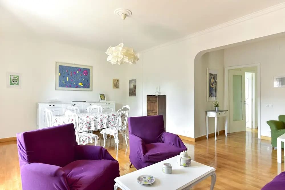 Bright Apartment with Terrace - main photo