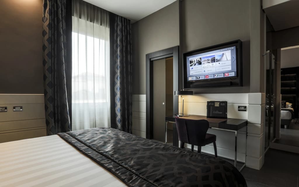 Hotel The Glam - photo 22