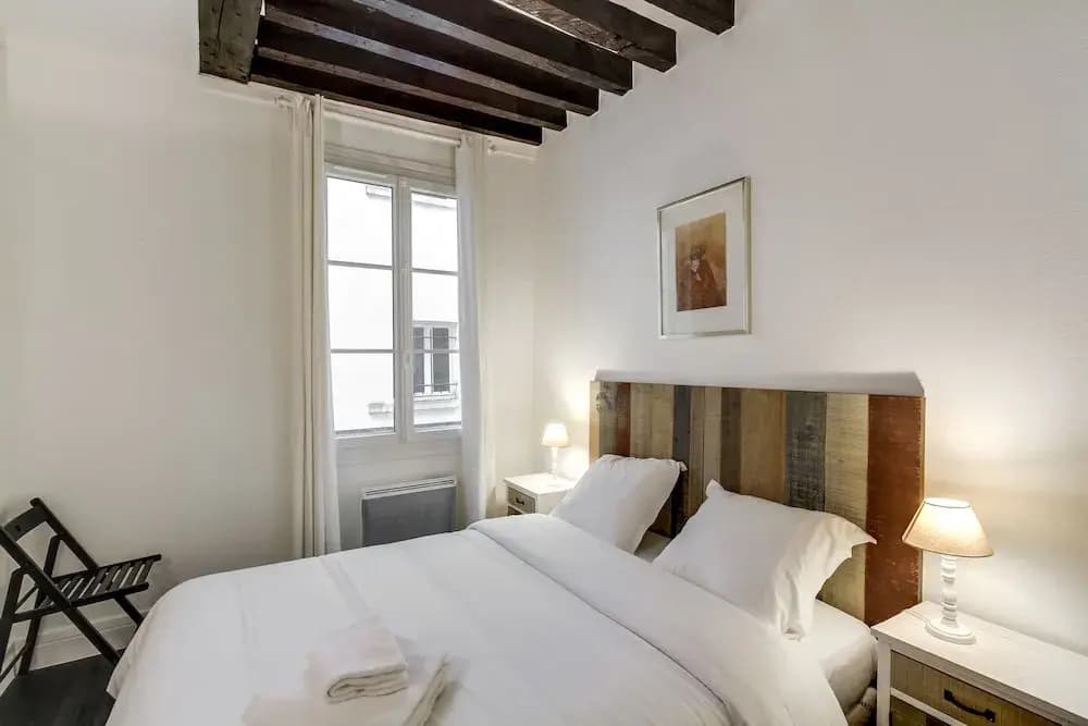 Louvre - Saint Honore Area Apartment - photo 3