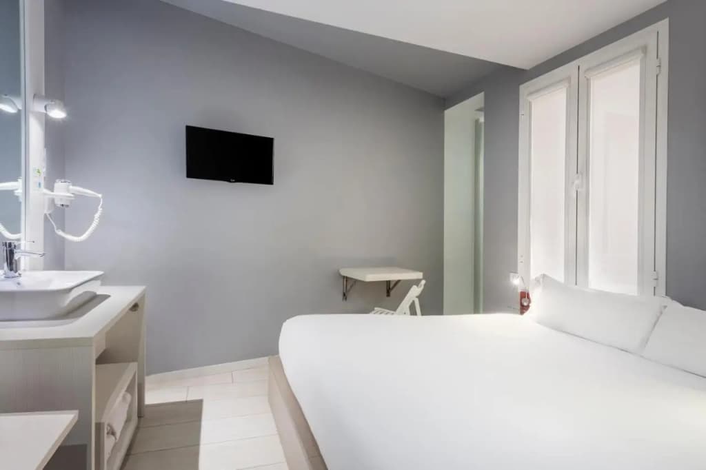 B&B Hotel Madrid Centro Fuencarral 52 - photo 31