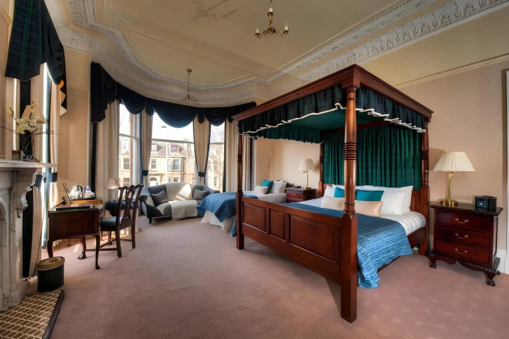 Kildonan Lodge Hotel - photo 27