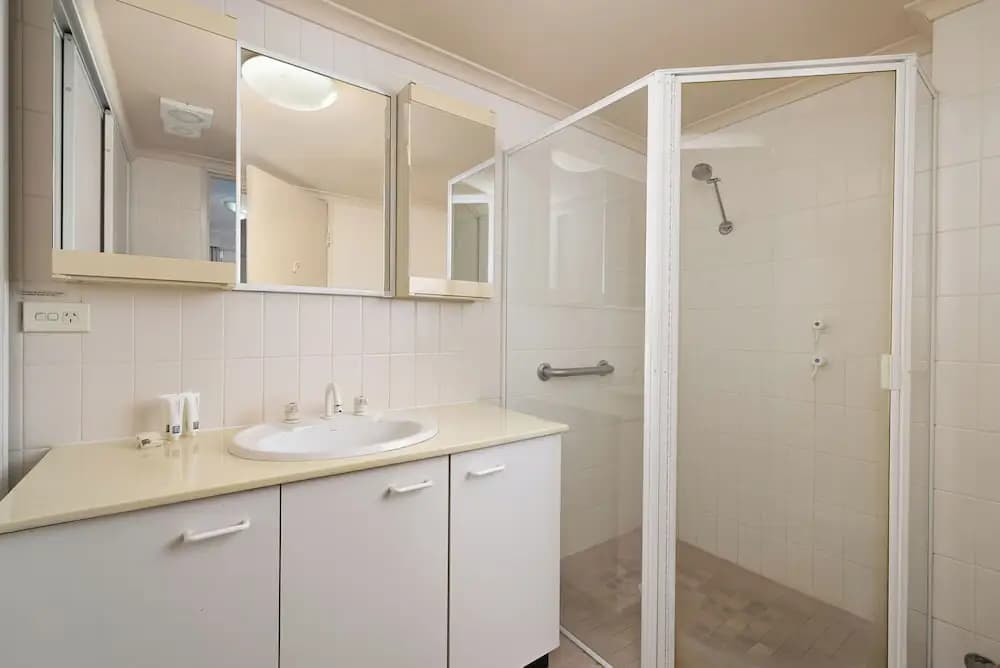 Wahroonga Furnished Apartments - photo 9