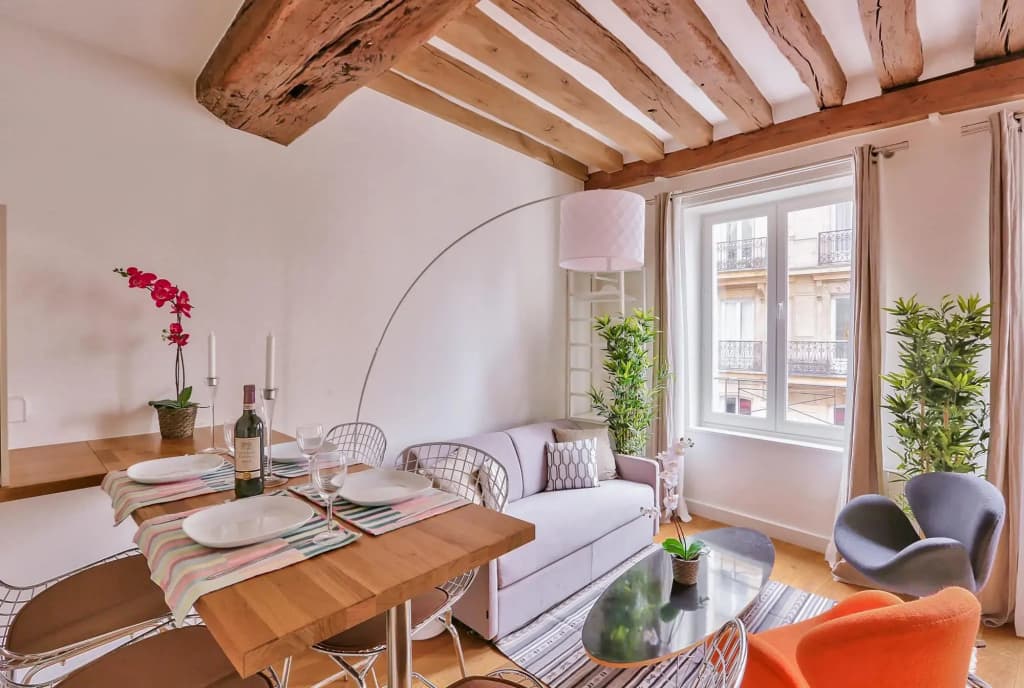 B 364 - Deluxe apartment in the heart of  Notre Dame - photo 6
