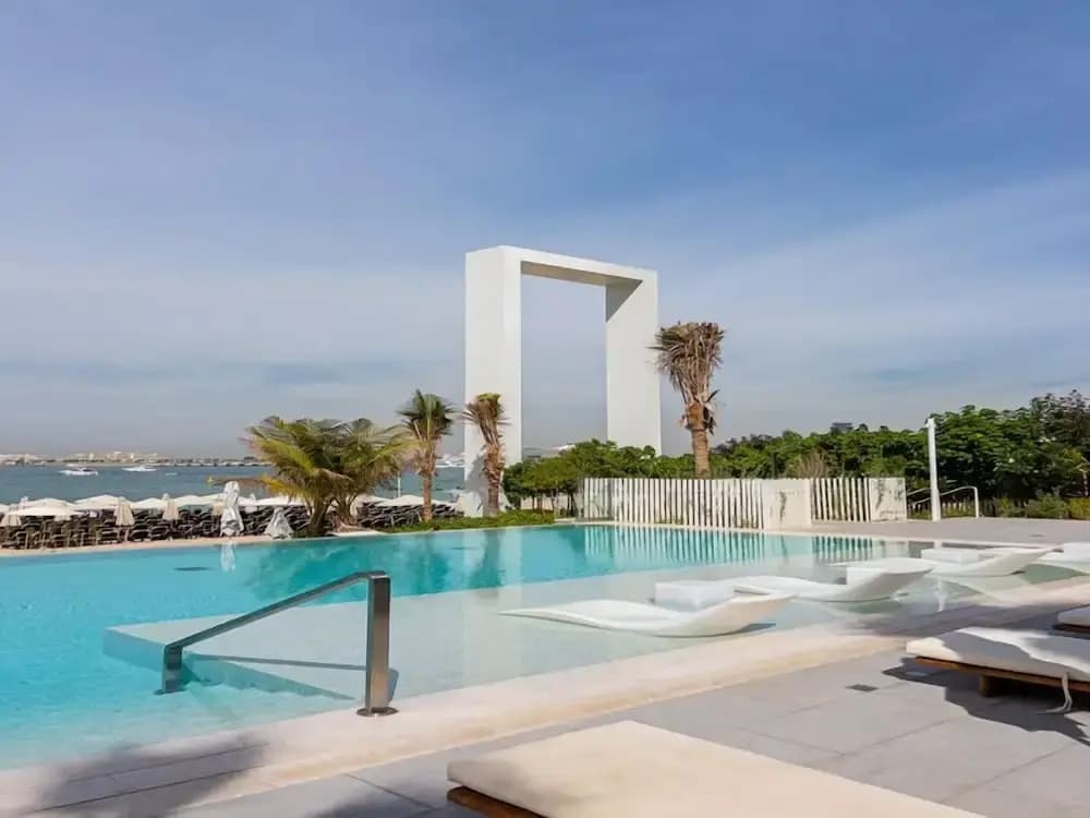 Luxurious 1BR Oasis Panoramic Views - photo 19